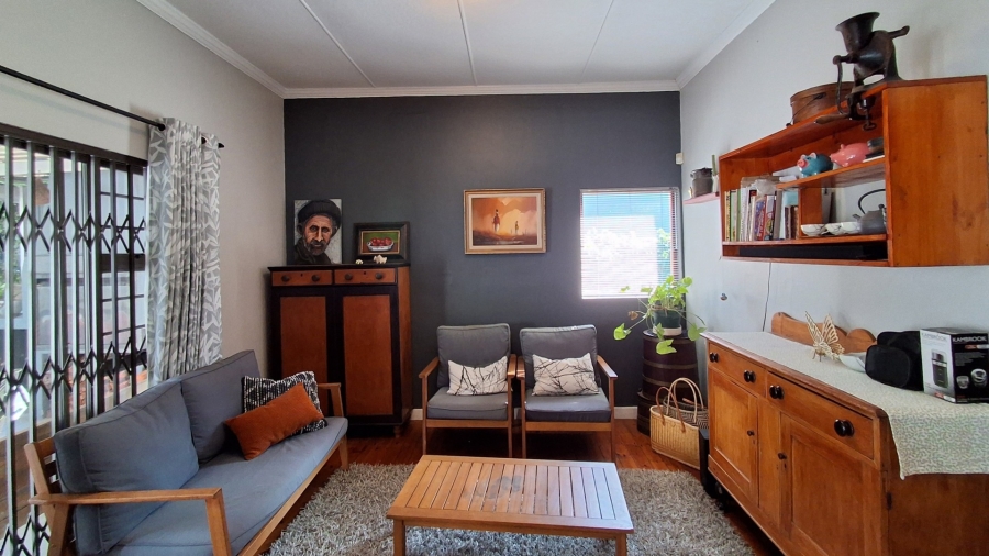 6 Bedroom Property for Sale in Vincent Eastern Cape